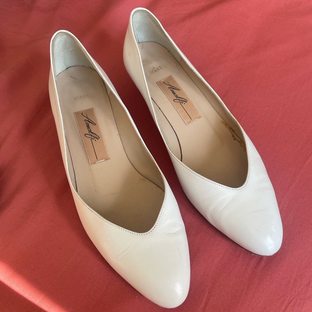 White kitten heels!